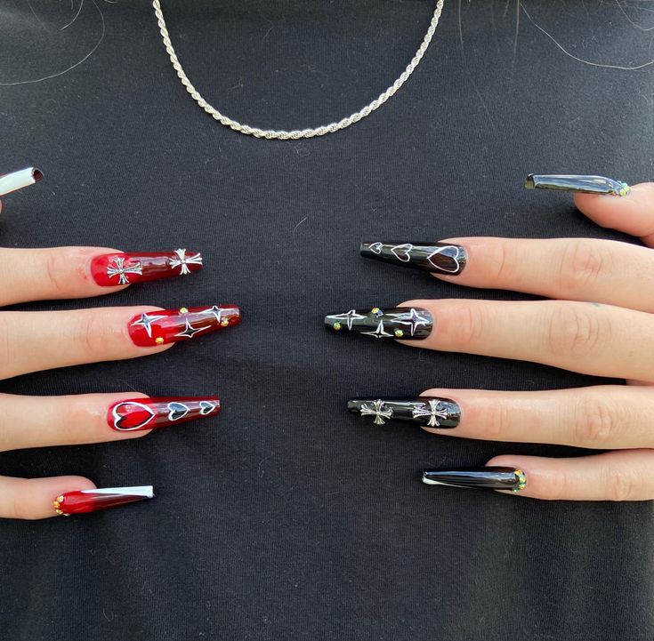 Nail Inspo Coffin Charms, Friend Nails, Long Coffin Nails, Coffin Nails Long, Luxury Nails, Nail Charms, Nails Inspo, Silver Cross, Black Nails