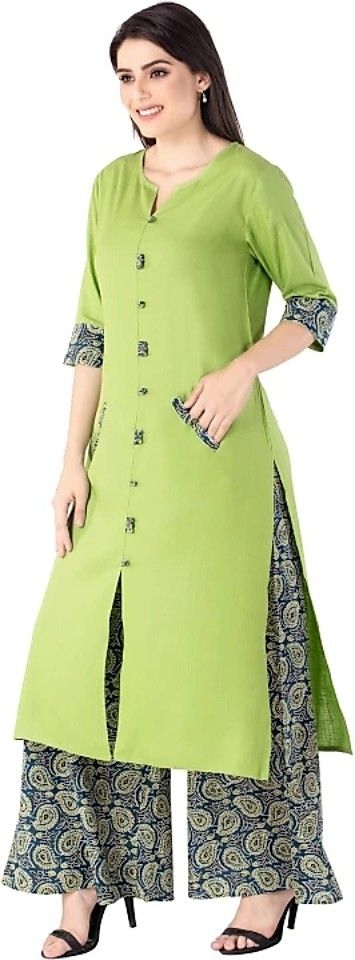 Kurtas Salwar Kameez Neck Designs, Indian Blouse Designs, Kurta With Palazzo, Salwar Neck Designs, Global Desi, Indian Kurti Designs, Kurti Sleeves Design, Indian Kurti, New Kurti Designs