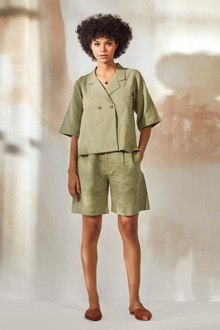 Shorts Matching Set, Green Linen Shirt, Wings Dress, Sustainable Clothing Brands, Shorts Co Ord, Todays Outfit, Green Top, Co Ord Set, Green Tops