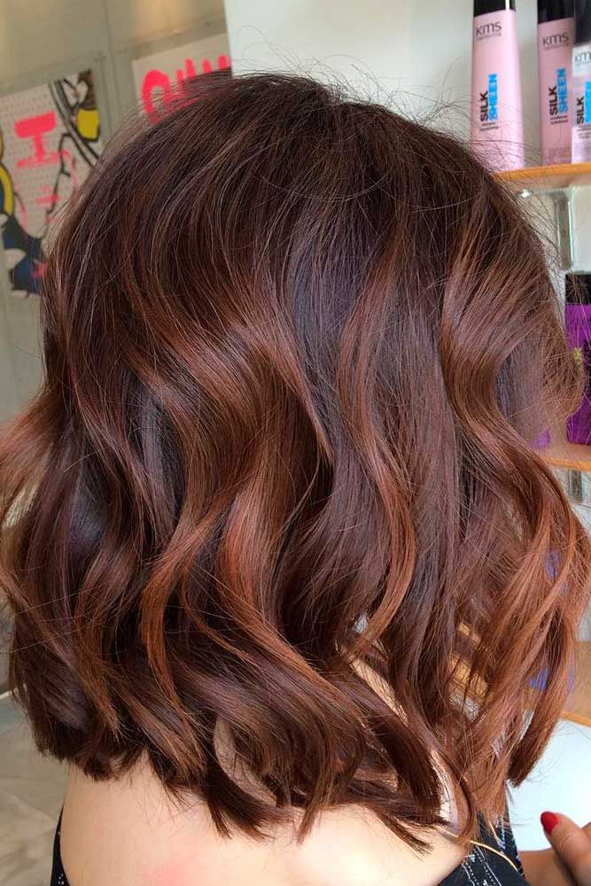 Chestnut Brown Hair, Hair Color Caramel, Curly Short, Caramel Hair, Hair Color Auburn, Red Highlights, Hair Balayage, Short Hair Balayage, Trendy Hair Color