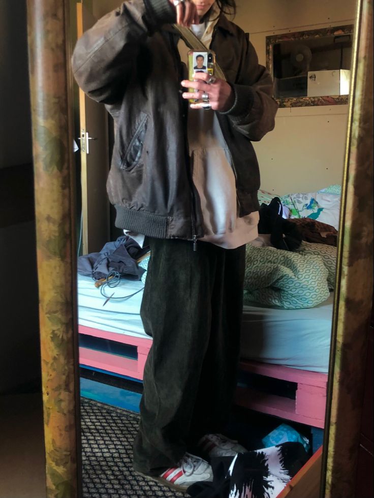 Olderbrothercore Outfit, Male Manipulator Aesthetic Outfits, Homeless Outfit Style, Vest Over Hoodie, Layered Outfits Men, Homeless Outfit, Layered Clothing, Grunge Outfits Men, Masc Outfits