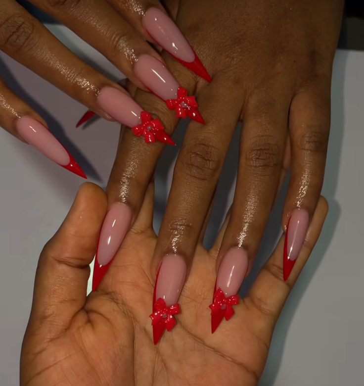 Pink Stilleto Nail Ideas, Red Stilleto Acrylics, Red Steletoes Nails, Red Pointy Nails Design, Red Stilleto French Tip, Christmas Nail Designs Stiletto, Red French Stiletto Nails, Stilleto Nails French Tip Designs, Red French Tip Nails Stiletto