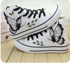 White Plimsolls, Sharpie Shoes, Painted Shoes Diy, Custom Sneakers Diy, Painted Canvas Shoes, White Canvas Shoes, Custom Painted Shoes, Custom Shoes Diy, Painted Sneakers