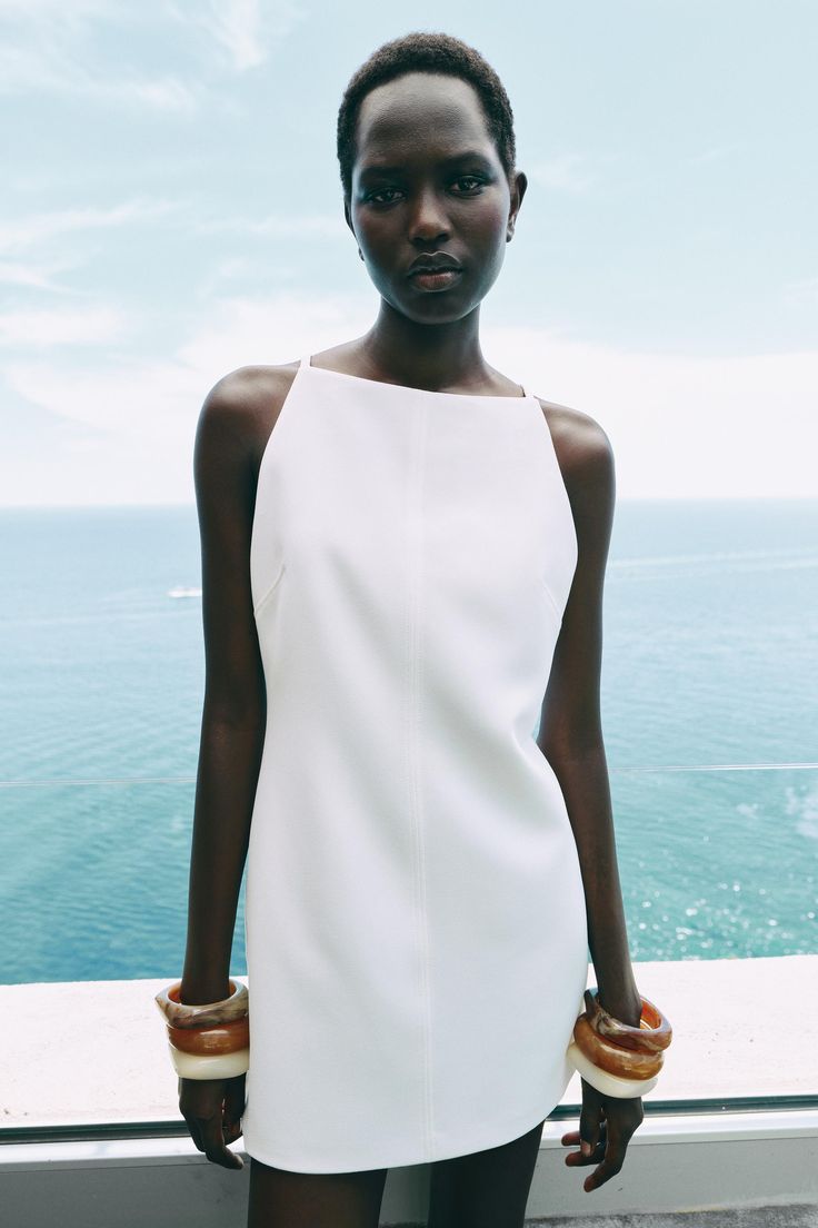 MINI DRESS ZW COLLECTION White Shift Mini Dress, Chic Shift Mini Dress For Brunch, Elegant Zara Mini Dress For The Beach, Elegant Zara Mini Dress For Beach, Chic Zara Shift Mini Dress, Chic Zara Sheath Mini Dress, Zara Chic Sheath Mini Dress, Zara Clothes Women, Zara Clothes