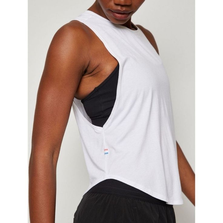 Nwt's Fourlaps Curve Tank | White | Msrp $48 | Medium 56% Micro Modal, 37% Nylon, 7% Spandex Features: Super Soft, 37.5 Technology Defined 3 Oz Style Tags: Fitness, Activewear, Active, Workout, Crop, Cropped, Tank, Fitted, Yoga, Running White Crew Neck Tank Top For Athleisure, White Crew Neck Tank Top Athleisure, Basic Racerback Top For Everyday, White Crew Neck Tank Top For Workout, Basic Summer Sports Tops, Basic Moisture-wicking Summer Tops, Basic Summer Moisture-wicking Tops, White Racerback Top For Gym, White Racerback Gym Top