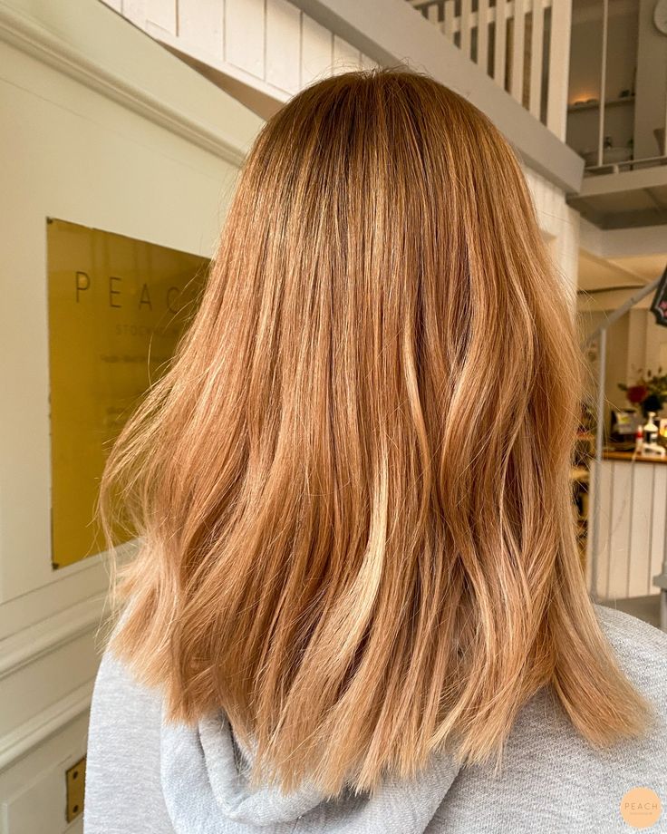 Copper Peach Hair, Light Copper Hair, Copper Blonde Hair, Red Blonde Hair, Strawberry Blonde Hair Color, Copper Blonde, Red To Blonde, Ginger Hair Color, Strawberry Blonde Hair