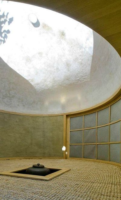 a round room with a skylight above it