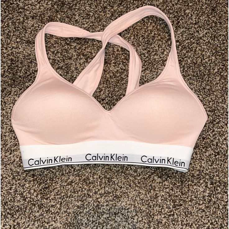 Light Pink Calvin Klein Bra Size Small Never Worn Super Cute! Pink Calvin Klein, Calvin Klein Bra, Calvin Klien, Black And White Logos, Cotton Bralette, Gray Sports Bra, Crop Bra, Padded Bralette, Black Lace Bralette