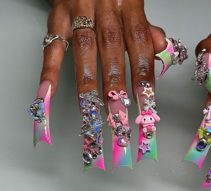 Hiphop Nails, Dramatic Nails Acrylic, Long Junk Nails, Blk Nails, Xxxl Nails, 90s Nails, Fye Nails, Bubble Nails, Junk Nails