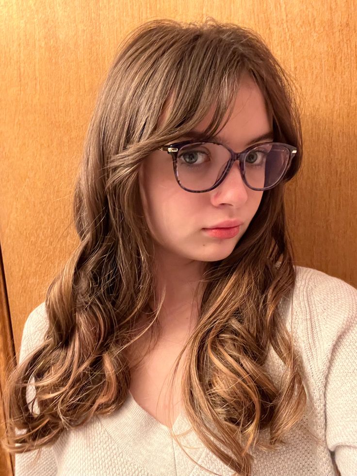 Bangs With Glasses Oval Face, Glasses Oval Face, Curtain Bangs With Glasses, Bangs With Glasses, Face Framing Hair, Oval Face, Oval Faces, Curtain Bangs, Face Framing