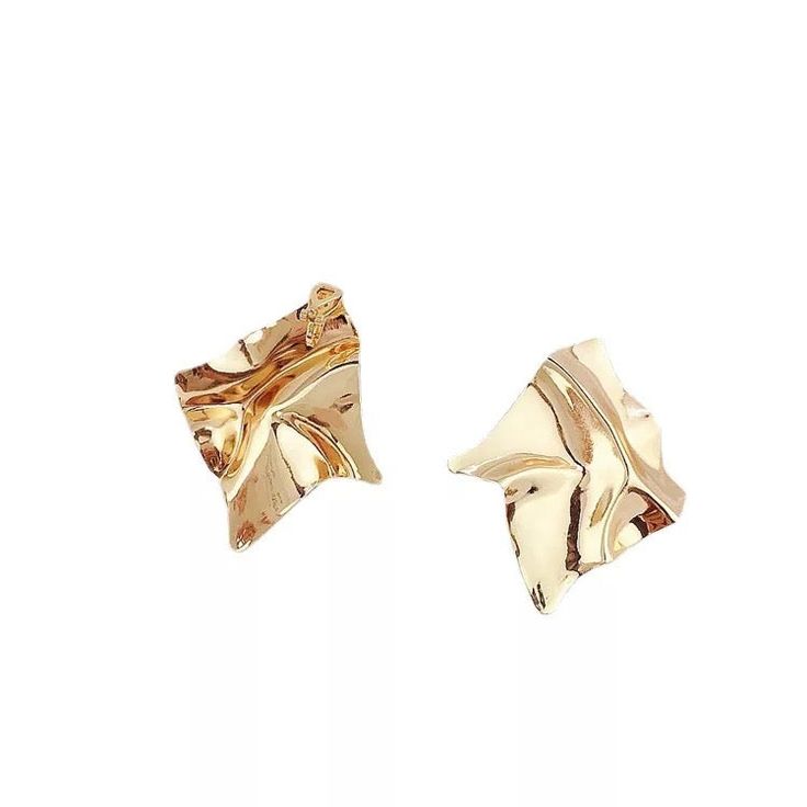 Fredua Statement Clip on earrings - Trufacebygrace Trendy Rose Gold Plated Earrings, Chic Gold Metal Clip-on Earrings, Trendy Gold-plated Gold Earrings, Chic Gold-tone Metal Earrings, Trendy Plated Earrings, Trendy Gold Ear Cuff With Matching Earrings, Trendy Gold-tone Gold Plated Earrings, Trendy Gold Metal Earrings, Trendy Gold Earrings For Formal Occasions