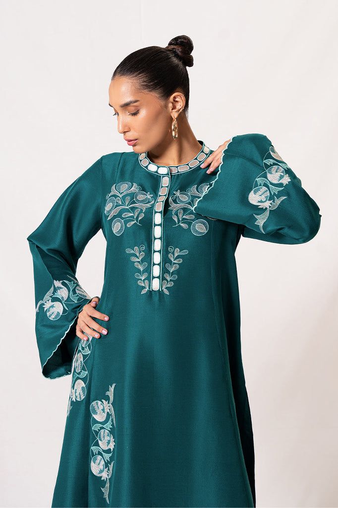 Haleh – Sania Maskatiya International Sania Maskatiya, Ivory Colour, Delicate Embroidery, Website Features, Silk Trousers, Pakistani Dress Design, How To Dye Fabric, Ivory Color, Raw Silk