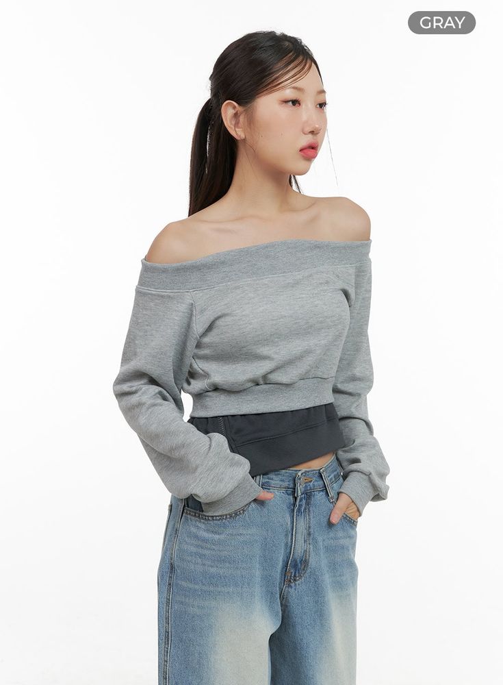 Product Detail Style : Street, Acubi Occasion : Back to school Type : Sweat Print : Solid Material : Cotton, Polyester Sleeve : Long sleeve Neck : Off shoulder Length : Crop Cotton20 Polyester80 Color : Gray, Black Made in Korea Model Size Model is wearing size S/M and the color Gray. Height : 5'5" | 166cm / Top : S / Bottom : S (25 inch) .prddescription table, .prddescription td, .prddescription th { border : 1px solid black; border-collapse : collapse; padding: 10px; } Size(Inch) Size Shoulder Relaxed Fit Long Sleeve School Top, Relaxed Fit School Tops, Casual Cotton Sweater For School, Casual Cotton School Sweater, Casual Tops With Ribbed Cuffs For College, Casual Tops With Ribbed Cuffs For Campus, Trendy Tops With Ribbed Cuffs For College, Trendy College Tops With Ribbed Cuffs, Trendy Tops For School In Fall