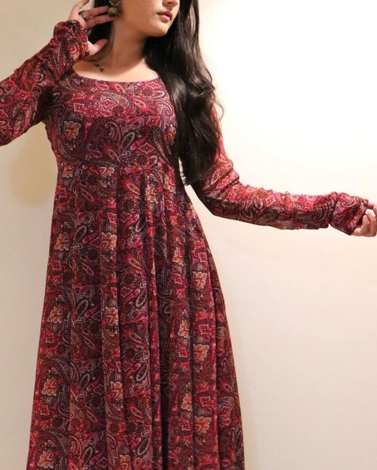 Full Hand Kurti For Women, Full Hand Anarkali Kurti, Full Hand Anarkali Dress, Full Hand Cotton Kurtis, Full Selves Kurti Design, Full Hand Frocks For Women, Full Hands Frock Designs, Full Hands Kurti Designs, Long Frocks With Full Hands