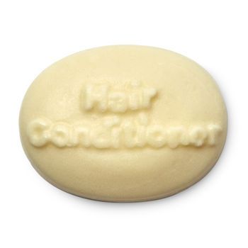 Big Solid Conditioner: Liven up limp locks with a big dose of volume and shine! Lush Conditioner, Lush Shampoo Bar, Lush Shampoo, Diy Lush, Hair Conditioner Bar, Best Hair Conditioner, Solid Conditioner Bar, Dry Conditioner, Ocean Salt