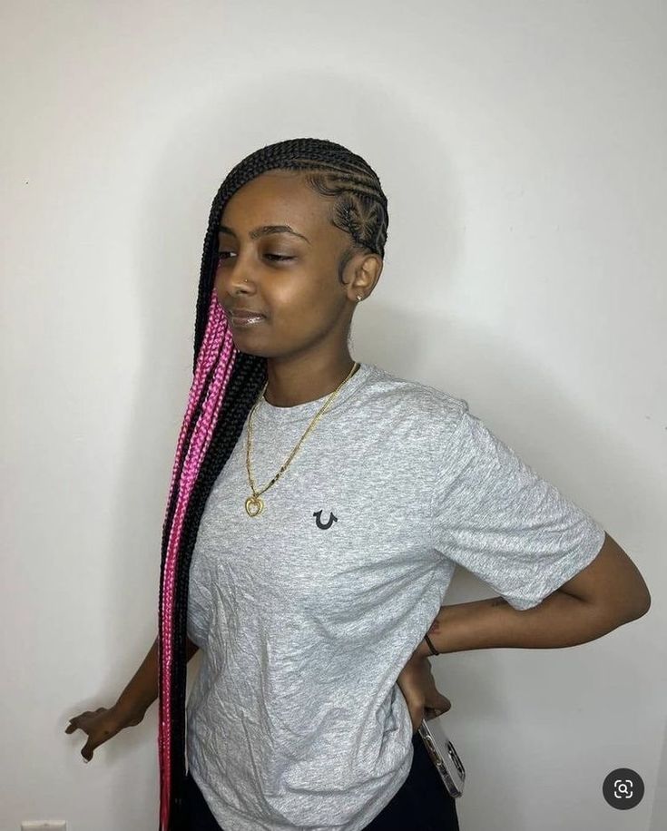 Small Lemonade Braids With Heart, Peekaboo Lemonade Braids, Lemonade Braids Hairstyles With Heart, Straight Back Feed In Braids With Color, Long Lemonade Braids To The Side, Birth Hairstyles, Colored Cornrow Braids, Lemonade Braids With Color, Stitch Braids With Color