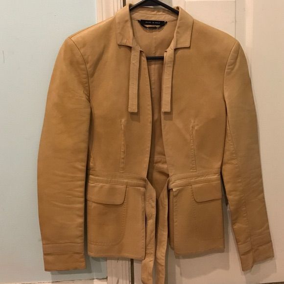 Gucci Tan Leather Jacket Chic Gucci Winter Blazer, Gucci Long Sleeve Blazer For Work, Gucci Long Sleeve Blazer For Spring, Gucci Fall Business Blazer, Gucci Business Blazer For Fall, Gucci Designer Formal Outerwear, Designer Gucci Formal Outerwear, Elegant Gucci Blazer For Work, Gucci Designer Leather Outerwear