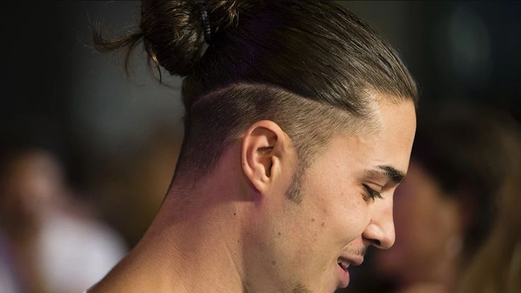 Long Top Shaved Sides Men, Man Bun Shaved Sides Undercut, Mens Long Hairstyles Shaved Sides, Men's Long Hairstyles Undercut, Long Hair Sides Shaved Men, Shaved Sides Manbun, Viking Man Bun, Undercut Mens Hair Long, Man Bun With Shaved Sides