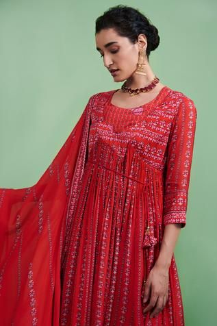 Shop for Shyam Narayan Prasad Red Cotton Printed Angarkha Set for Women Online at Aza Fashions Blouse Yoke, Satin Embroidery, Printed Flats, Casual Tunics, Chiffon Dupatta, Indian Ethnic Wear, Red Fabric, Set For Women, Aza Fashion