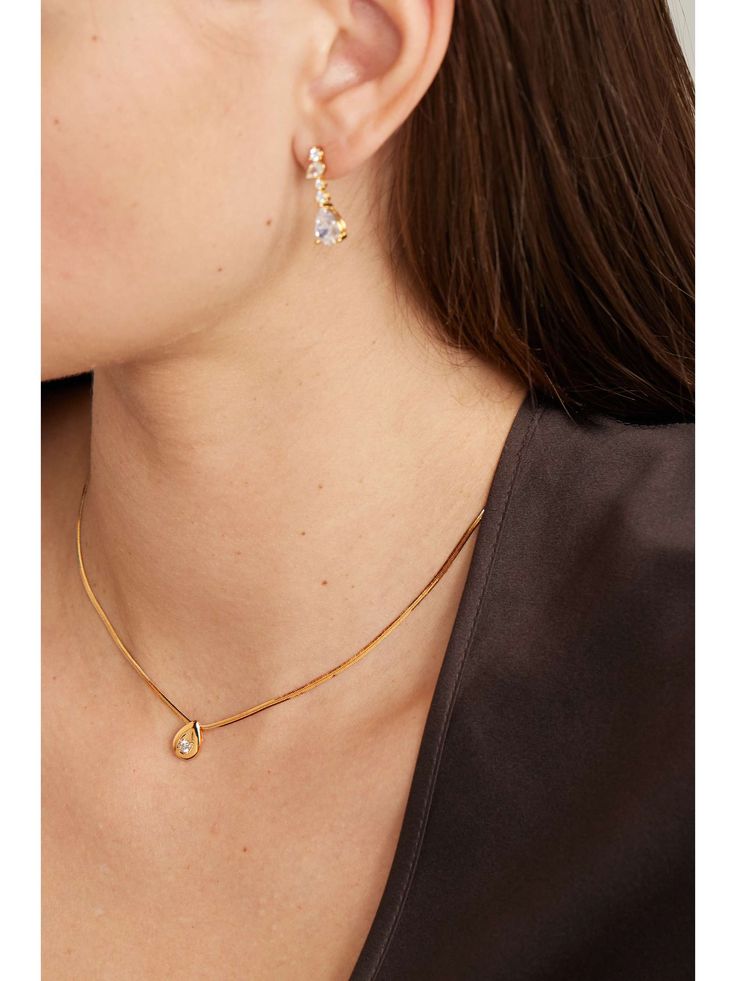 ANISSA KERMICHE Lady V 14-karat gold diamond necklace Anissa Kermiche, Simplicity Fashion, Tin Tin, Flat Dress Shoes, Gold Diamond Necklace, Fine Jewelry Designers, Treasure Chest, Lady V, Watch Gifts