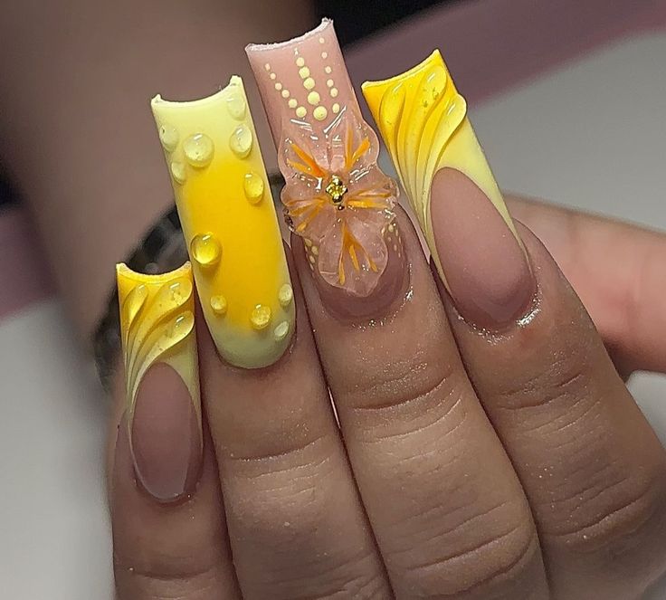 Yellow Freestyle Nails, Nail Art Designs Cute, Nail Education, Nails Nail Art Designs, Nail Art Christmas, Acrylic Application, Nails Holiday, Acrylic Toe Nails, Acrylic Nail Set