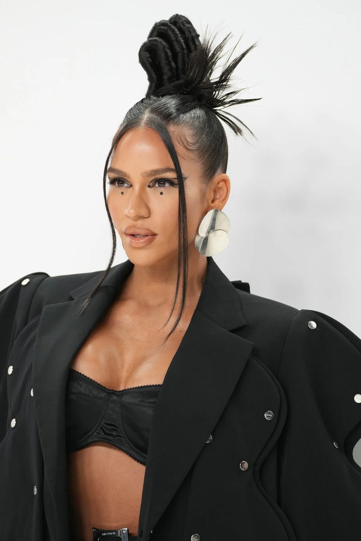 The Best Beauty Looks From the CFDA Awards 2022 | Vogue High Updo, Cassie Ventura, Kylie Jenner Photos, High Fashion Hair, Ponytail Hairstyles Easy, Red Carpet Hair, Black Ponytail Hairstyles, Cfda Awards, Editorial Hair