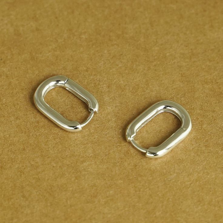 Sterling Silver Rhodium Plated Plain Oval Square Hoop Earrings Unisex 14mm | eBay Square Hoop Earrings, Square Jewelry, Hoops Silver, Unisex Earrings, Earring Box, Sterling Silver Hoop Earrings, Pretty Rings, Light Summer, Ring Fit