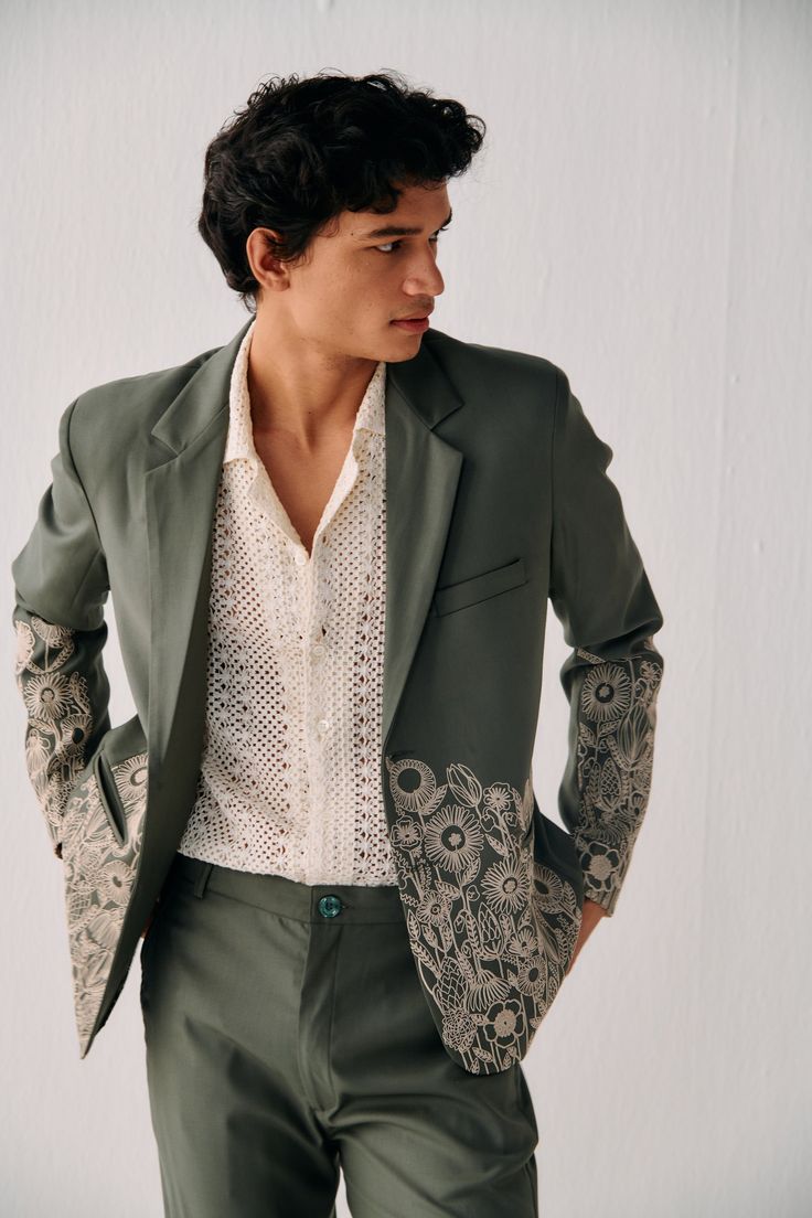 Beach Wedding Suit, Sage Green Blazer, Casual Wedding Suit, Beach Wedding Suits, Wedding Kurta For Men, Wedding Dresses Men Indian, Embroidered Blazer, Sage Green Floral, Classy Outfits Men