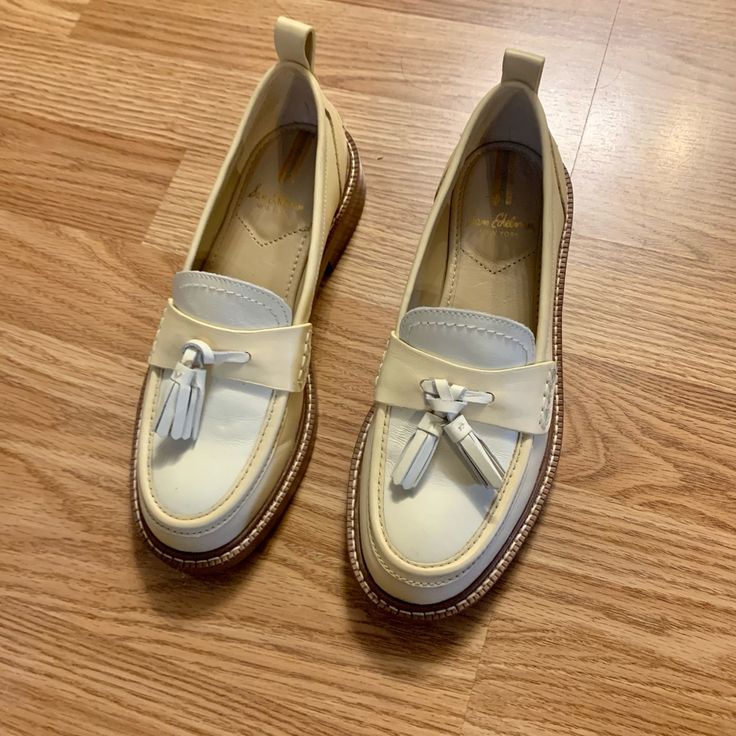 Brand New Samar, Sam Edelman Shoes, White Cream, Cream White, Sam Edelman, Flat Shoes Women, Loafer Flats, Egg, Loafers