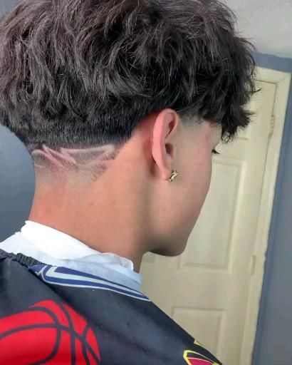 Pin by 𝖩𝖺𝗊𝗎𝖾𝗅𝗂𝗇𝗇𝖾 ひ on Alex [Video] in 2022 | Taper fade curly hair, Taper fade short hair, Men haircut curly hair Haircut Designs Edgar, Fluffy Edgar Haircut With Design, Haircut For Men With Design, Low Burst Fade With Design, Low Taper Fade Haircut Edgar, Low Taper Curly Hair Design, Low Taper Blowout Haircut, Freestyle Design Haircut Edgar, Edgar Fade Haircut