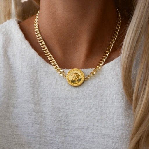 Reluxe Vintage Necklaces Versace Gold Choker Necklace Vintage Versace Jewelry, Dior Pearl Earrings, Versace Necklace, Necklace Outfit, Crystal Heart Earrings, Shark Tooth Necklace, Versace Jewelry, Versace Gold, 16 Inch Necklace