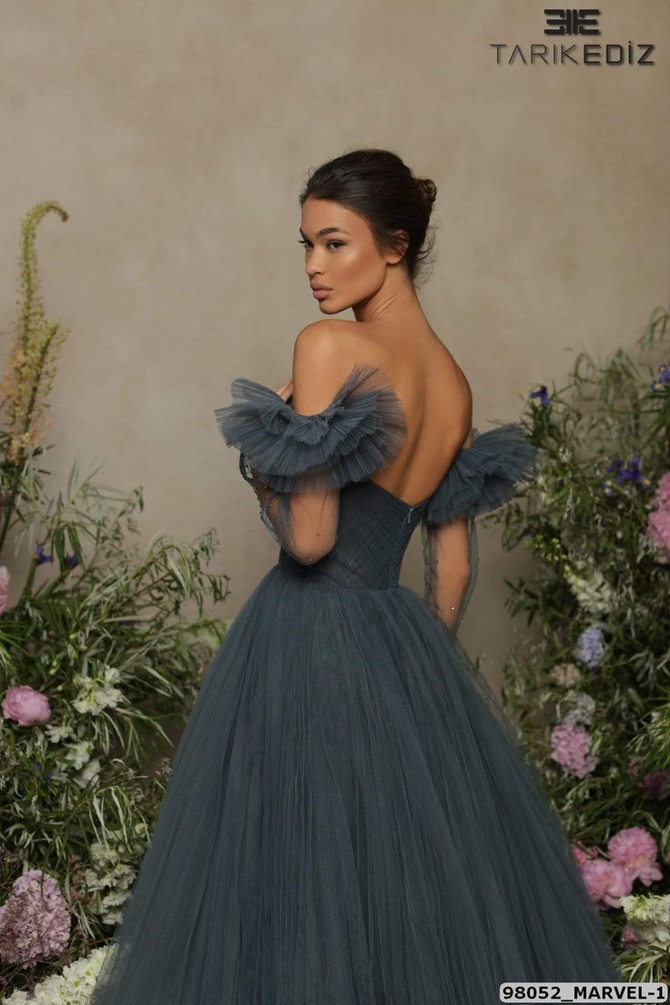 Tarik Ediz Evening Dress Tarik Ediz: 98052 - Marvel Tulle Sleeve Dress, Corset Gowns, Angelic Dress, Tulle Gowns, Gown Couture, Fitted Corset, Plastic Dress, Tarik Ediz, Corset Bodice