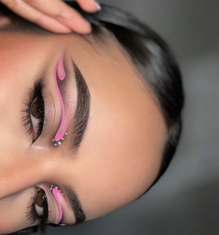 Makeup Ojos, Makeup Skills, Cute Eye Makeup, Rave Makeup, Work Makeup, Swag Makeup, Eye Makeup Pictures, Her Makeup, Brow Lift