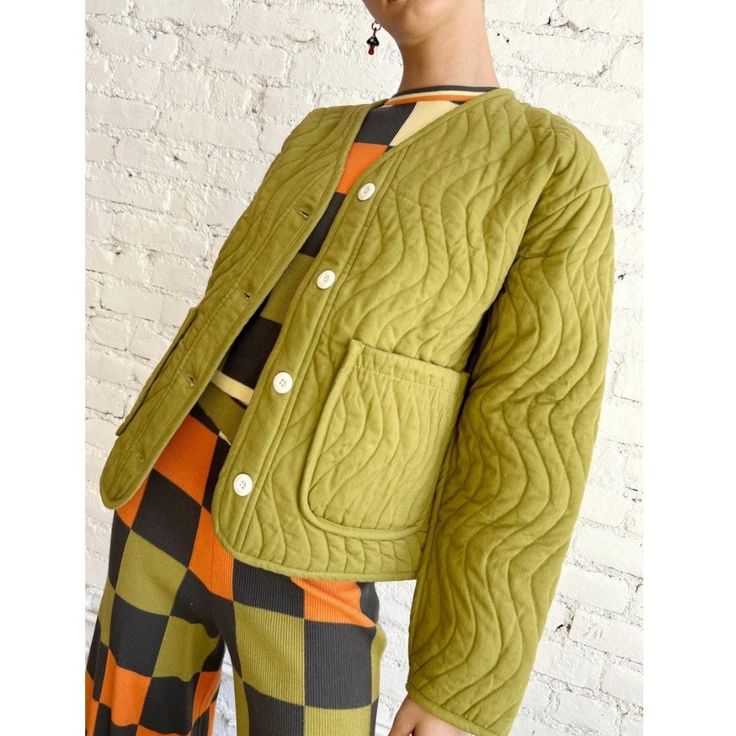 Back Beat Co. Organic Cotton Twill Wave Liner Quilted Jacket Pistachio Green. Features Wave Stitching, Front Pockets, Reversible (Flip It Inside Out For Tonal Buttons). Note: This Jacket Is A Little Stiff At First But Wears In Nicely. Oversized Fit. Recommend Sizing Down For A More Fitted Look. All Photos Except For Modeled Shots Are Of The Actual Item. Size S. Color Pistachio Green. New With Tags. 100% Organic Cotton. Measurements (Approximate): Ptp 22.5”, Length 23”, Sleeve Length From Shoulde Fitted Green Outerwear With Pockets, Green Long Sleeve Quilted Jacket, Green Quilted Cotton Jacket For Fall, Green Quilted Long-sleeve Outerwear, Green Quilted Long Sleeve Outerwear, Fitted Green Cotton Outerwear, Casual Green Cotton Quilted Jacket, Casual Green Quilted Fall Jacket, Casual Green Quilted Jacket For Fall