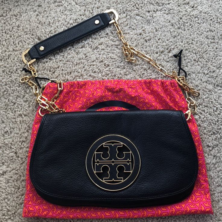 Reposhing This Item I Purchased From @Dal_ia. Loved It, But Ready To Rotate For Something New. Questions? Leave A Comment Below! Tory Burch Espadrilles, Tory Burch Crossbody Bag, Tory Burch Kira Chevron, Tory Burch Clutch, Tory Burch Crossbody, Tory Burch Kira, Tory Burch Robinson, Black Satchel, Tory Burch Handbags