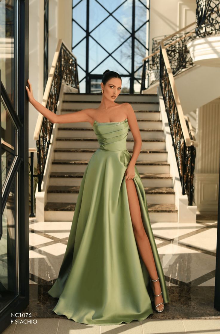 NC1076 Green Strapless Prom Dress, Prom Dress With Split, Classy Prom, A Line Prom Dress, Prom Dress Long, Strapless Evening Dress, Strapless Prom Dress, Dress With Split, Strapless Prom Dresses