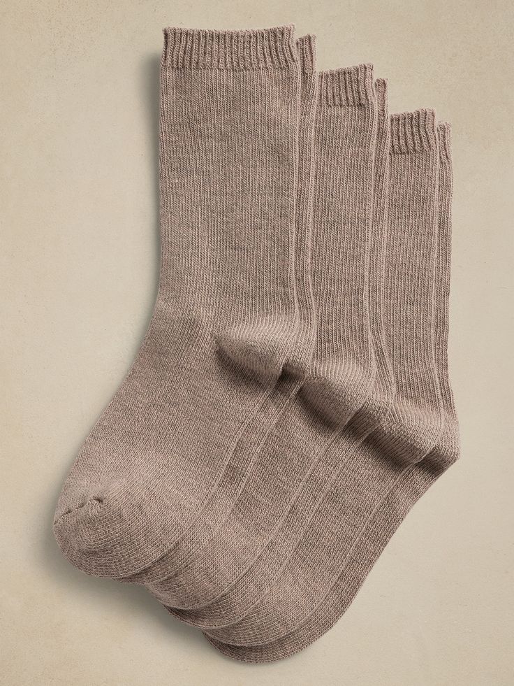 A cozy sock made from a special, blended yarn with a touch of cashmere for luxurious warmth and softness.  Plus, our designers added a lurex accent at the top for extra sparkle.  Set of 3.  Hits above the ankle. Party Sale, Cozy Socks, Banana Republic, Baby Toddler, Cashmere, Socks, Man Shop, Yarn, Style Inspiration