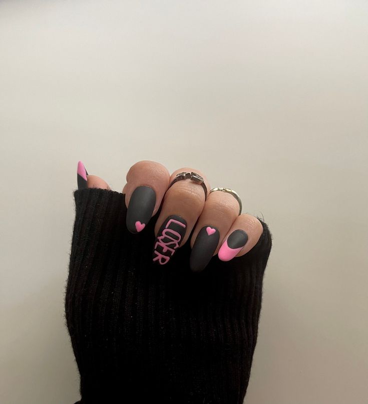 Loser Lover Nails, Loser Nails, Txt Nails Designs, Nails Black And Pink, Txt Nails, Nails Black Matte, Pink Nails Heart, Black And Pink Nails, Black Matte Nails