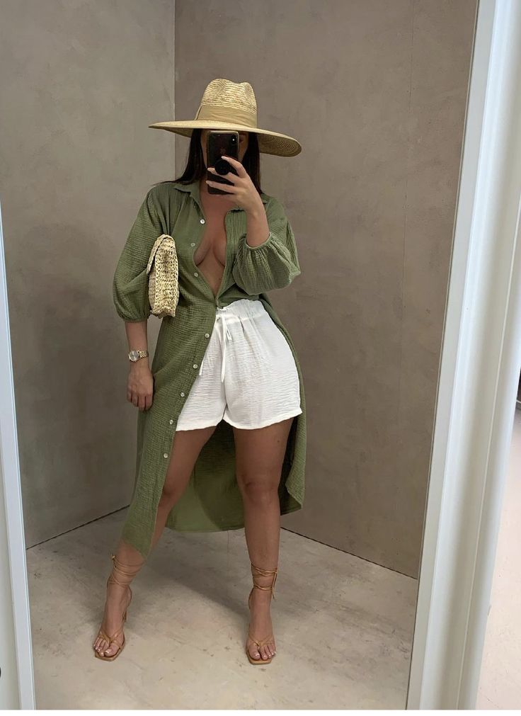 Inspiration For Black Women, Spring Fashion Inspiration, Mode Kimono, Vacay Outfits, Beach Look, Mode Inspiration, Looks Vintage, Spring Summer Outfits, Outfits Casuales