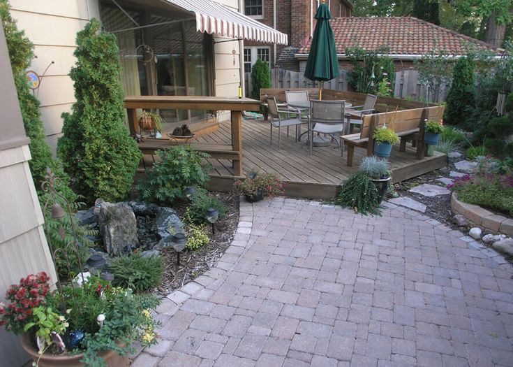 Patio Transition Ideas, Deck Vs Patio, Wood Deck Patio, Landscaping Around Deck, Ground Level Deck, Patio Images, Pavers Backyard, Patio Steps, Bluestone Patio