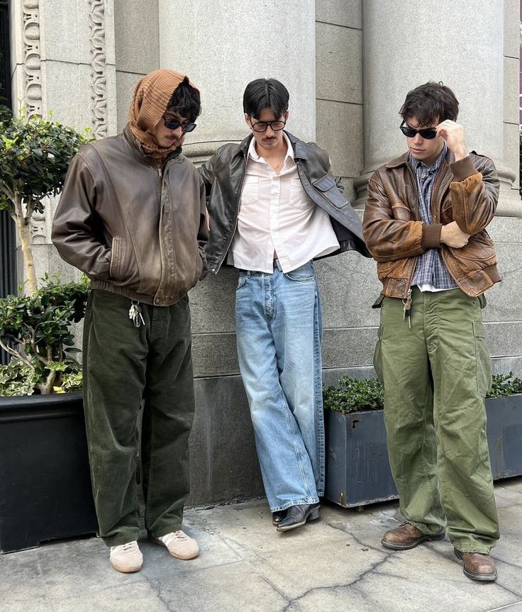 Layering Outfits Men, Outfit Inspo Leather Jacket, Jean Jacket Outfits Men, Baggy Jeans Outfits, Leather Jacket Outfit Men, Outfits Men Streetwear, Baggy Jeans Outfit, Trendy Boy Outfits, Jean Jacket Outfits