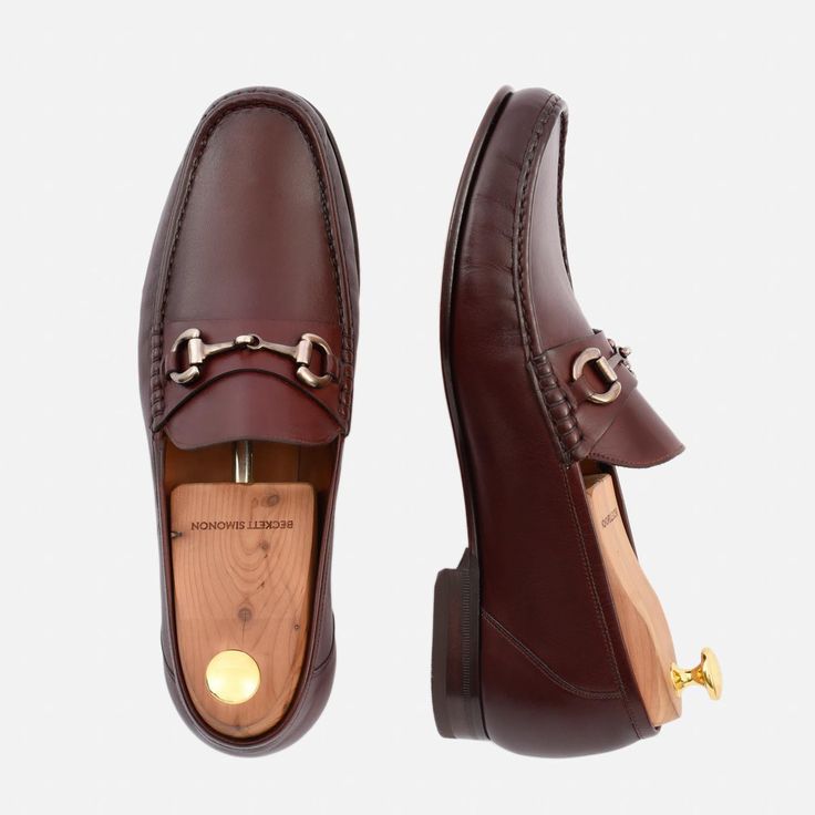 A casual yet elegant loafer. Horsebit loafers were inspired by the equestrian lifestyle and tradition. By adorning a shoe with the humble snaffle bit it was instantly transformed into a symbol of luxury. Our Beaumont Loafers easily straddle the worlds of high-style and casual wear. The insole is actually part of the upper which makes the upper more flexible, comfortable and lighter than shoes where the insole is a separate piece of leather. The Beaumont Loafers are created with true moccasin con Horsebit Loafers, Snaffle Bit, Bit Loafers, Equestrian Lifestyle, Tailored Suits, Men's Clothes, Calf Hair, The Hand, Sneaker Shopping