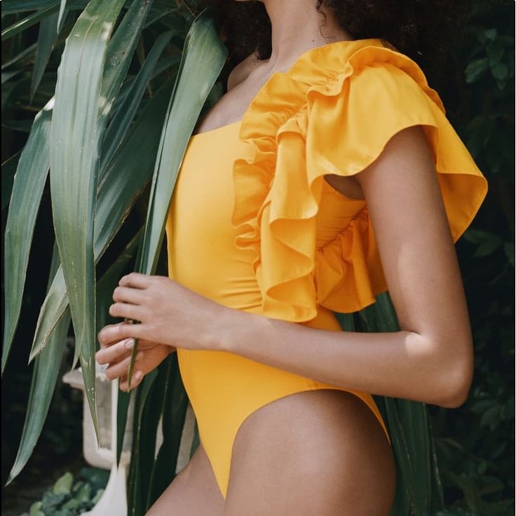 Sleeveless Swimsuit With Removable Cups And Asymmetric Neckline. Tonal Matching Maxi Ruffle Detail. Can Also Be Worn As A Top! Zara Swimsuit, Strapless Swimsuit, Plunging One Piece Swimsuit, Cut Out One Piece, Asymmetric Neckline, Cut Out Swimsuits, Ruffle Swimsuit, Floral Swimsuit, Striped Swimsuit