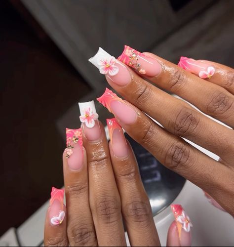 #summer #nails Square Vacation Nails, Vacation Beach Nails, December Hairstyles, Travel Core, Customized Nails, Jamaica Trip, Tropical Nail Designs, Hawaii Nails, Glamour Nails