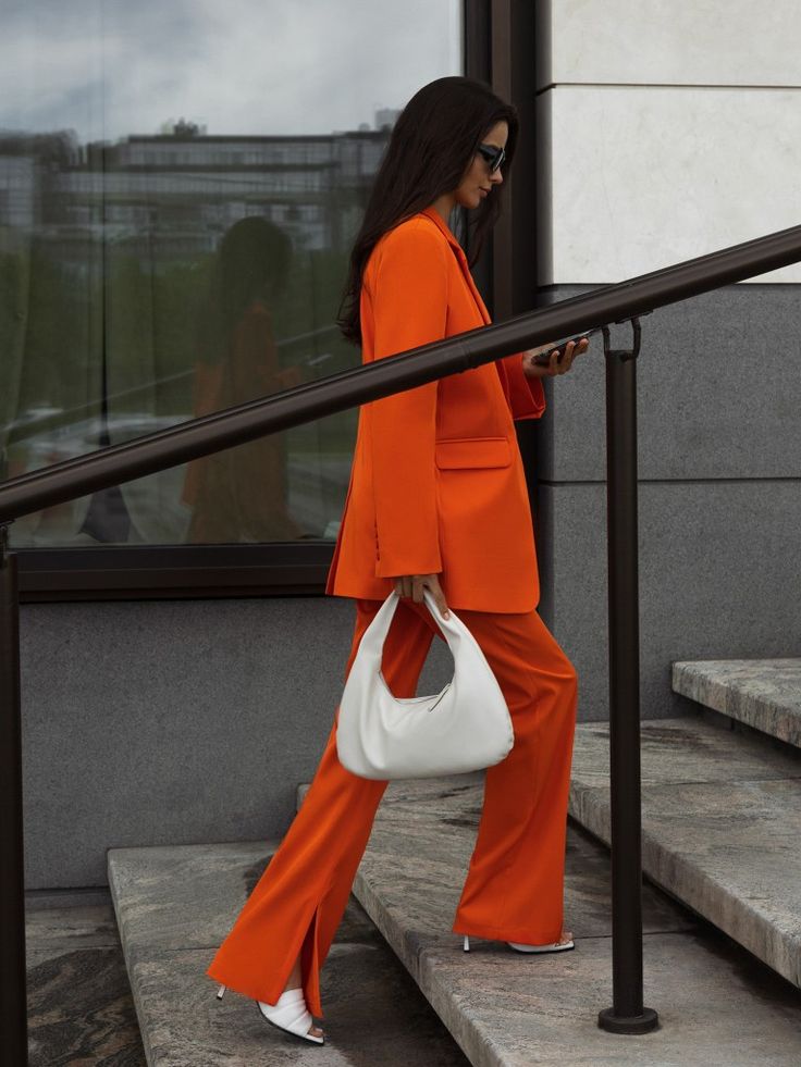 Orange Suit Outfit Women, Orange Business Aesthetic, Orange And Cream Outfit, Orange Suit Women, Orange Outfits Aesthetic, Brand Colors Inspiration, Cream Outfit, Bussines Women Lifestyle, Orange Fits