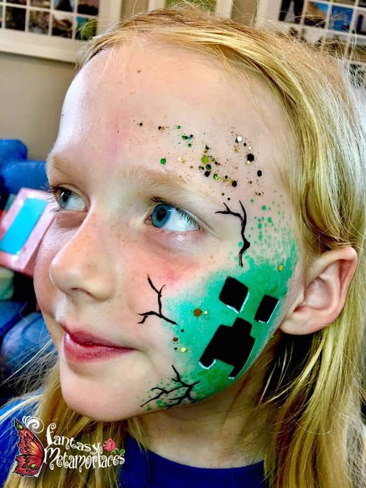 Video Game Face Paint, Roblox Face Paint, Minecraft Facepainting, Minecraft Face Paint, Minecraft Makeup, Easy Face Painting Designs, Minecraft Face, Painting Minecraft, Spring Fair