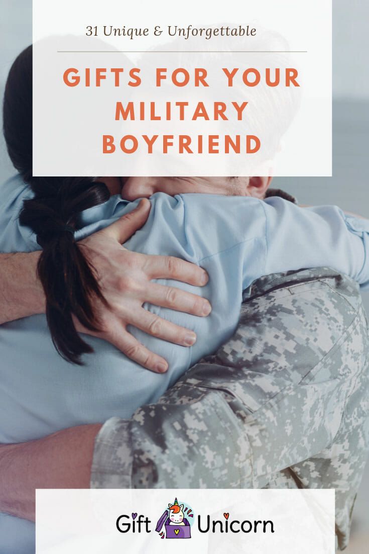 Is your boyfriend serving his country overseas or on base away from you? If so, sending your military boyfriend gifts to let him know you’re thinking about him, is a great way to lift his spirits throughout this time away. #militaryboyfriend #militarygiftideas #giftsforsoldiers #military #malegiftideas Marine Boyfriend Gifts, Pre Deployment Gifts, Marine Gifts For Him, Gifts For Army Boyfriend, Military Gifts For Boyfriend, Army Gifts For Him, Gifts For Military Boyfriend, Army Boyfriend Gifts, Deployed Boyfriend