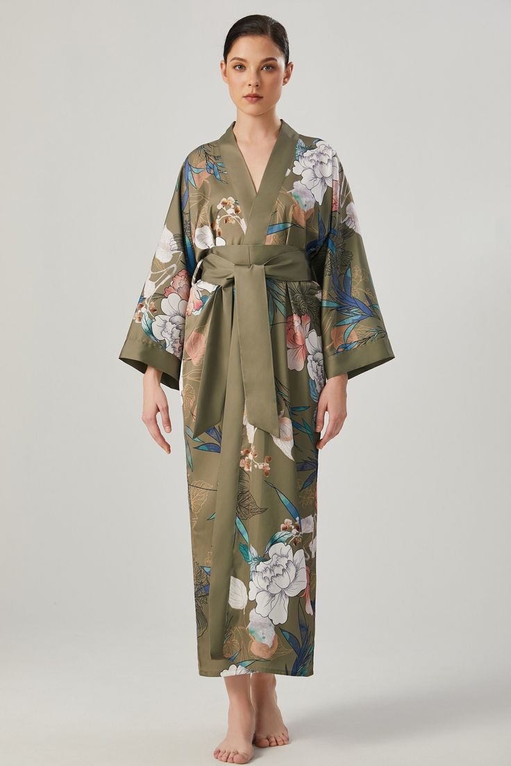 "A STATEMENT-MAKING PIECE for At Home Dressing and Beyond AUTHENTIC KIMONO ROBE - Made of a Single Piece of luxury fabric, Grown on sleeves without shoulder seam. Removable sash tie closures with belt loops, another inner tie could keep it semi-close or secure its closure MATERIAL - Lightweight Soft Charmeuse, NOT Thick Satin. Smooth to the touch with a classic shiny finish and showing beautiful sheen and flowy drape. ONE SIZE - Fits most women (49\" at chest and hip, the length is 53\"). Machin Kimono Robes Pattern, Long Kimono Outfit, Elegant Loungewear, Wedding Party Robes, Flower Girl Robes, Flower Kimono, Modern Kimono, Kimono Style Jacket, Kimono Outfit