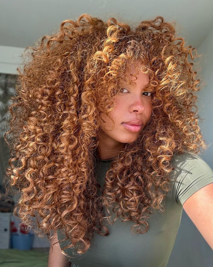 22 Jaw-Dropping Layered Curly Hair With Face Framing Looks Blonde Highlights Curly Hair, Long Layered Curly Hair, Dyed Curly Hair, Highlights Curly Hair, Layered Curly Hair, Honey Brown Hair, Ginger Hair Color, Blonde Curly Hair, Colored Curly Hair