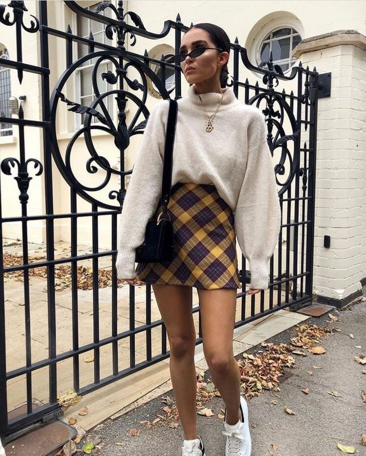 Outfits With Plaid Skirts, Plaid Skirt Outfit, Fall Fashion Coats, Rock Outfit, Blazer Outfit, Rock Outfits, Outfit Trends, Skirt White, Plaid Skirt